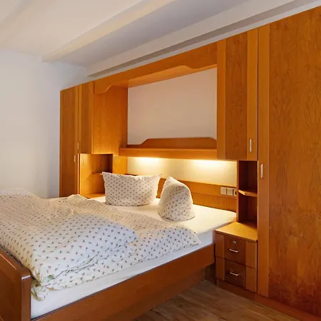 Gaestehaus Claudia Apartment *