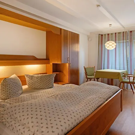 Gaestehaus Claudia Apartment