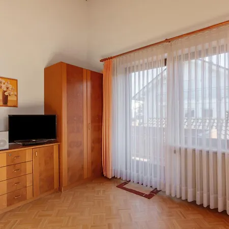 Apartament Gaestehaus Claudia *